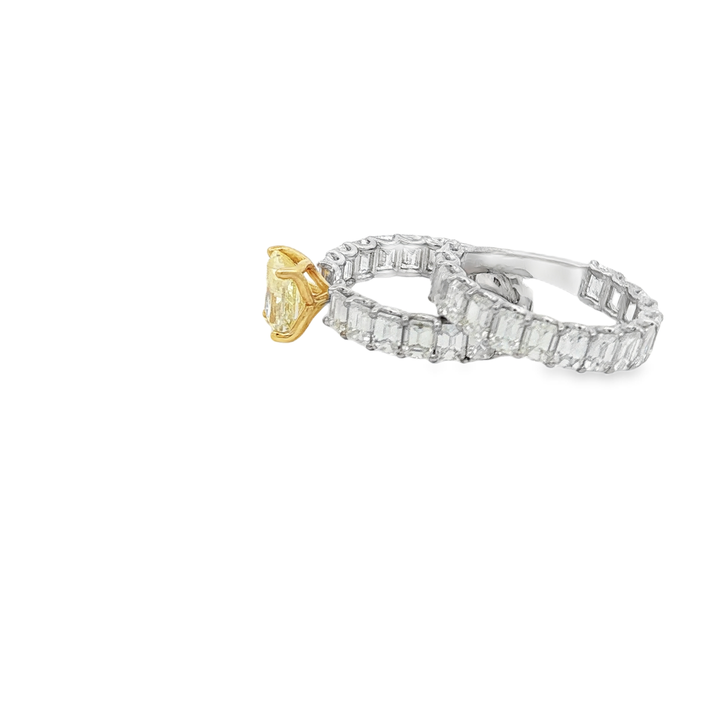 fancy-yellow-radiant-cut-diamond-yellow-gold-multistone-ring