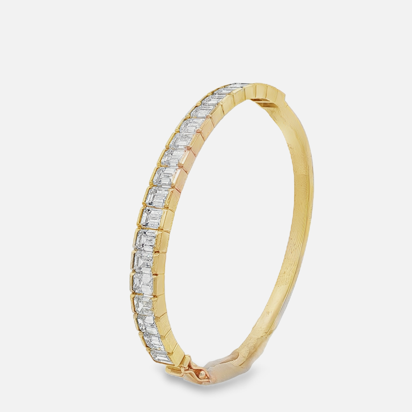 14kyg-emerald-cut-diamond-10-45-ct-bangle-bracelet