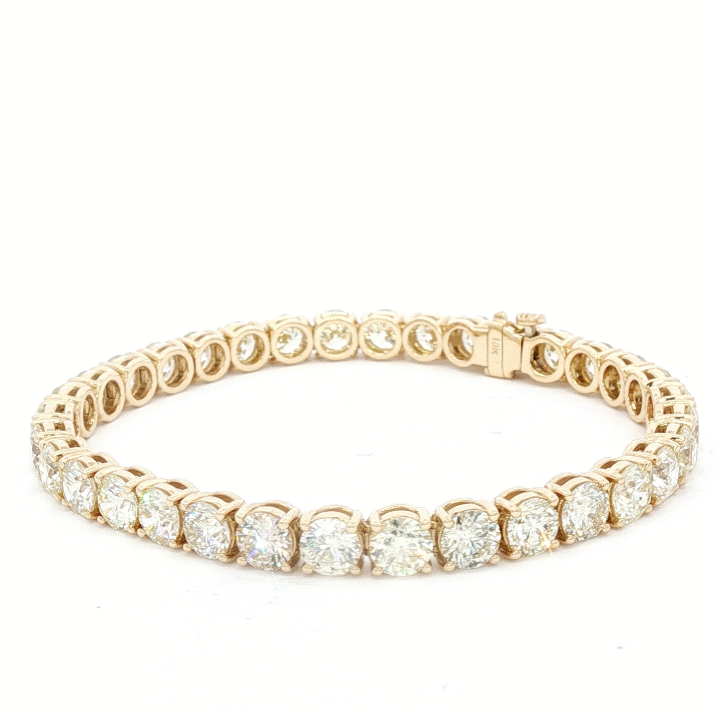 18K Yellow Gold Tennis Bracelet with 17.73 ct of Brilliant-Cut Diamonds
