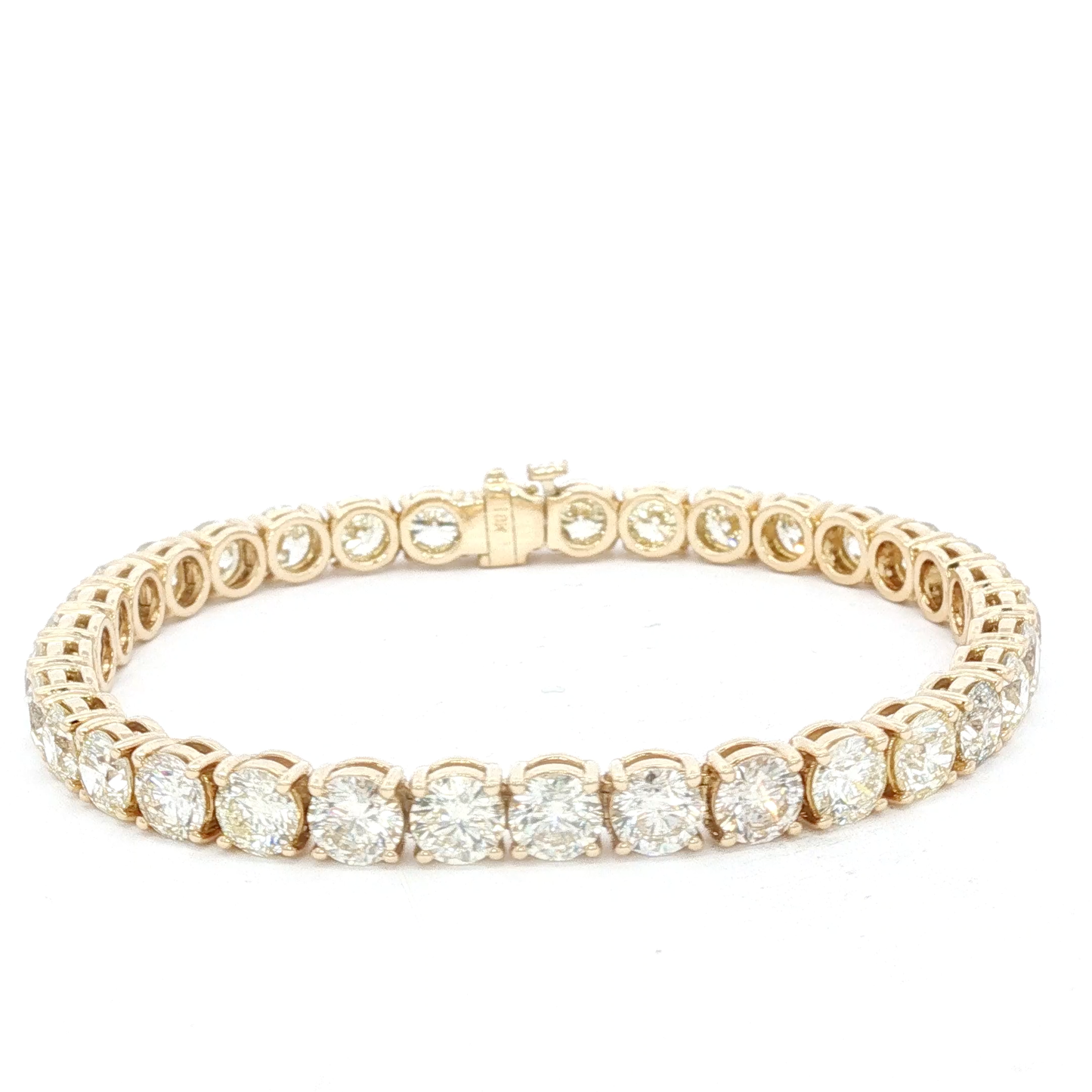 18k-yellow-gold-tennis-bracelet-with-17-73-ct-of-brilliant-cut-diamonds