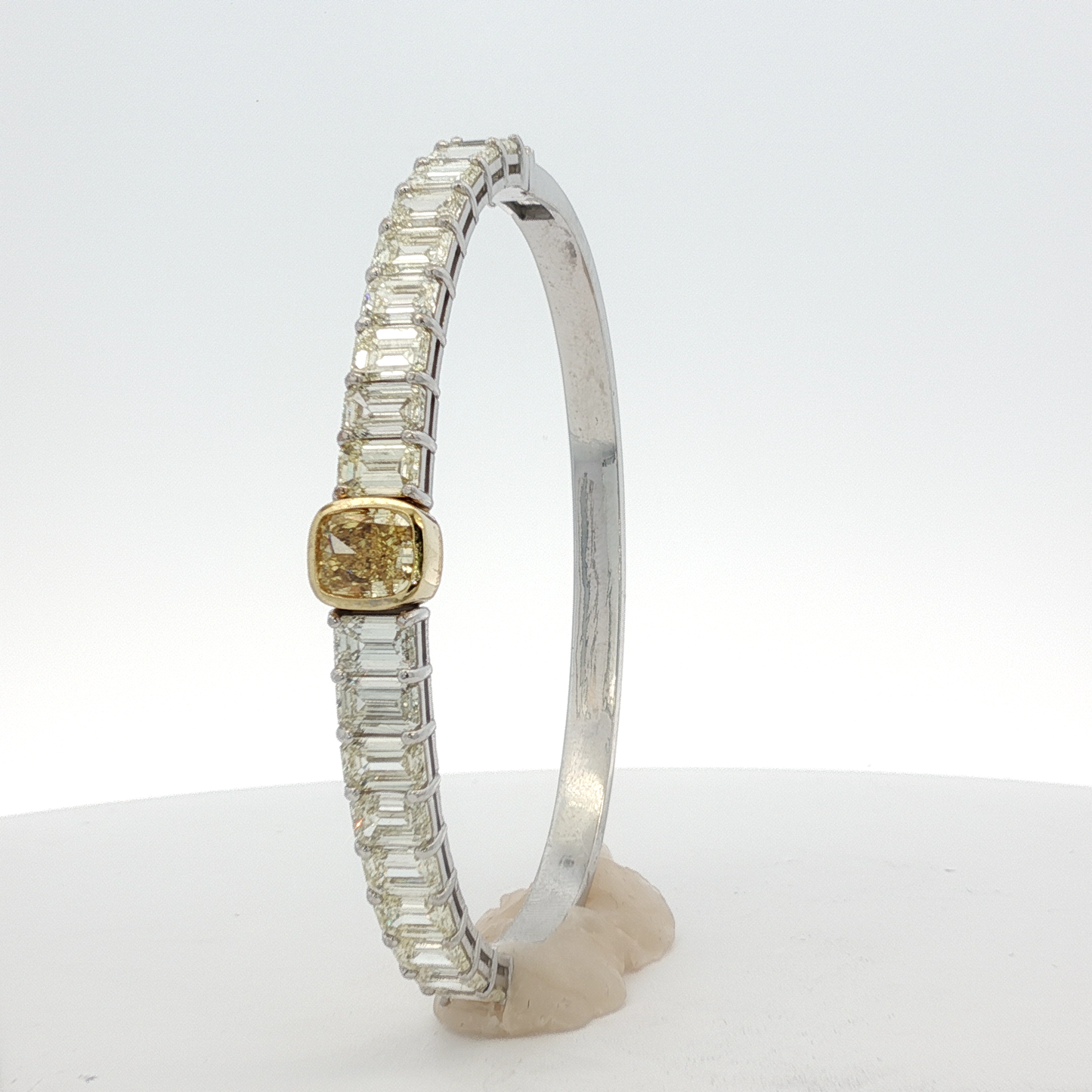 14-white-gold-tennis-bracelet-with-1-71-fancy-intense-yellow-cushion-cut-diamond