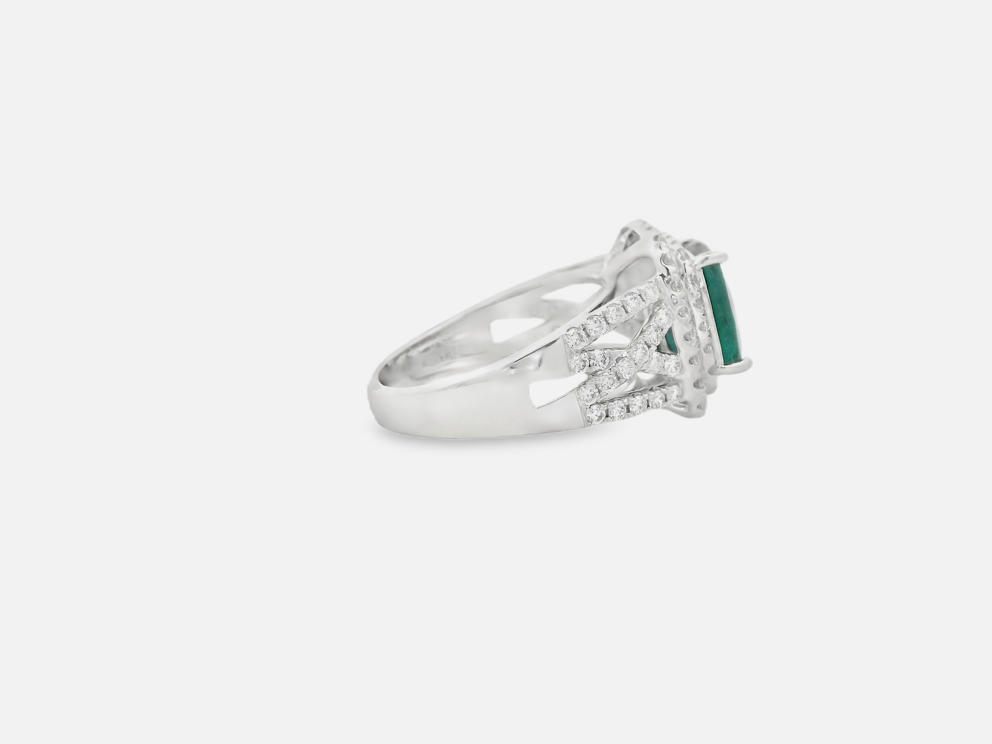 14-kt-white-gold-cocktail-ring-with-cushion-cut-green-tourmaline
