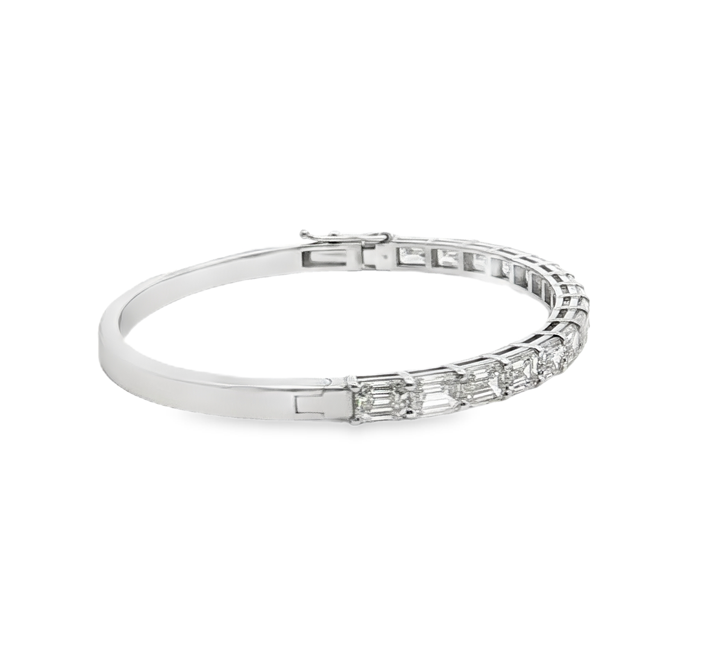 14kt-white-gold-tennis-bracelet-with-8ct-of-emerald-cut-diamonds