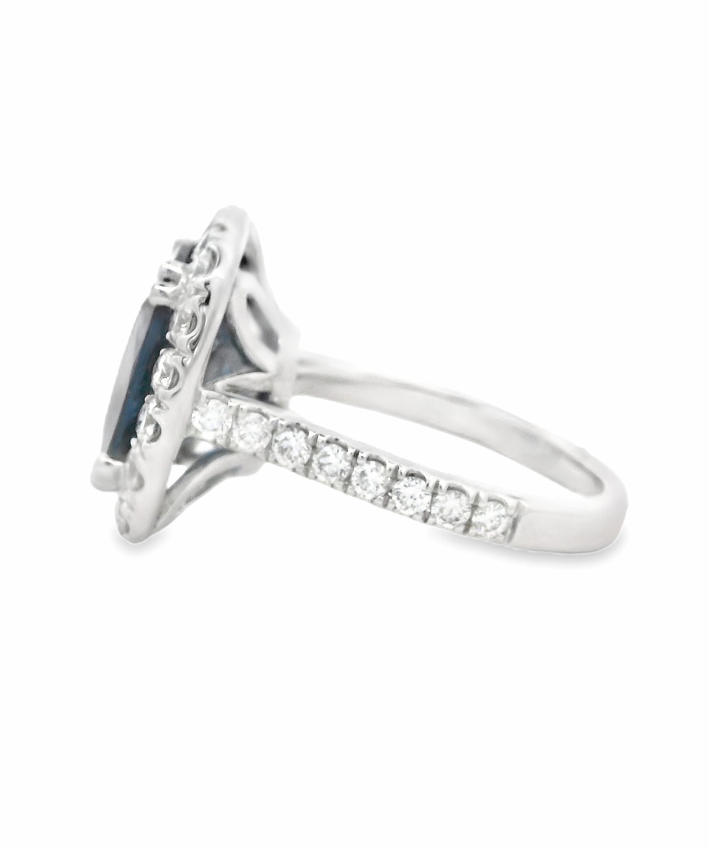 royal-blue-cushion-cut-sapphire-cocktail-ring-in-platinum
