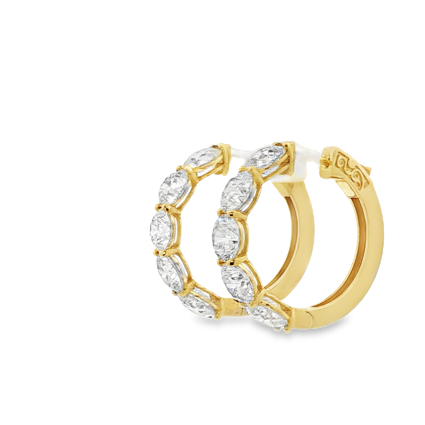18k-yellow-gold-hoop-earrings-with-10-11-ct-round-brilliant-diamonds