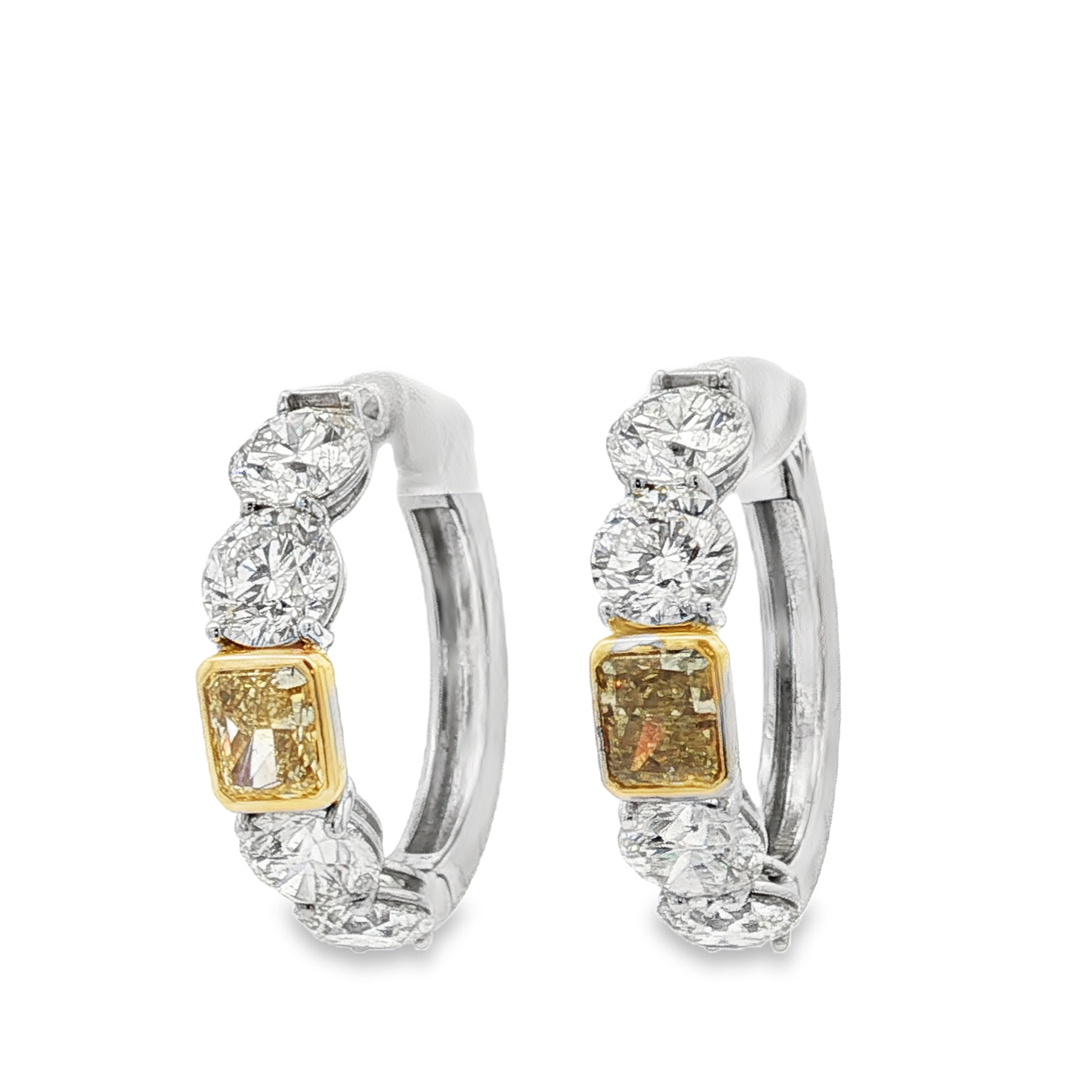 One of a kind Gold Hoop Earrings with Fancy Intense Yellow Diamonds