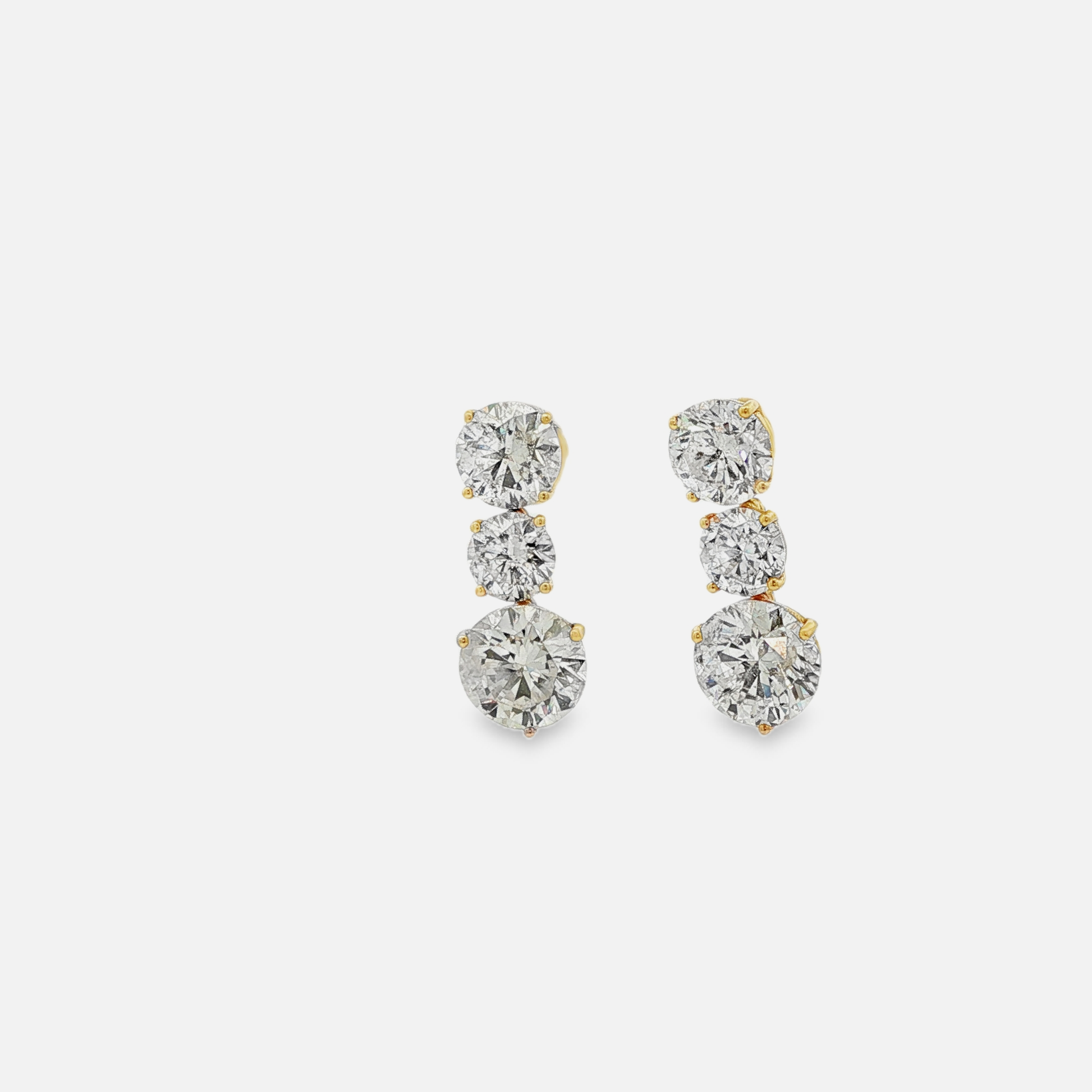 18K Yellow Gold Drop Earrings with 11.51 CT  Round Brilliant Cut Diamonds