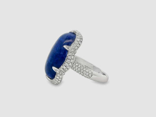 18kt White Gold Cocktail Ring with Cabochon Tanzanite