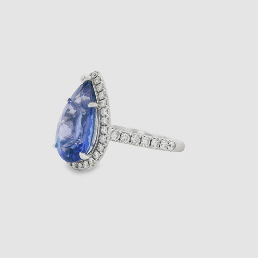 18kt White Gold Cocktail Ring with Pear-Shaped Tanzanite